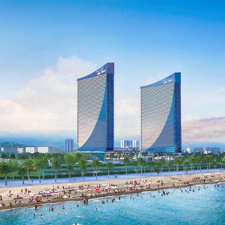 Orbi City Suite Batumi Exterior photo